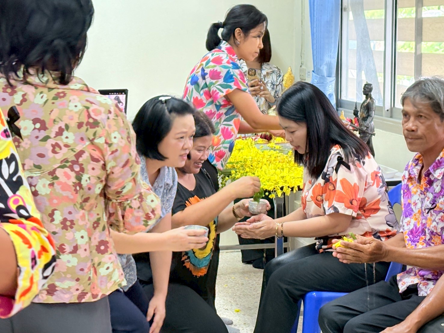 title - ส.ป.ก. ยโสธร จัดพิธีสรงน้ำพระและพิธีรดน้ำดำหัว เนื่องในโอกาสวันขึ้นปีใหม่ไทย ประจำปี พ.ศ.2569